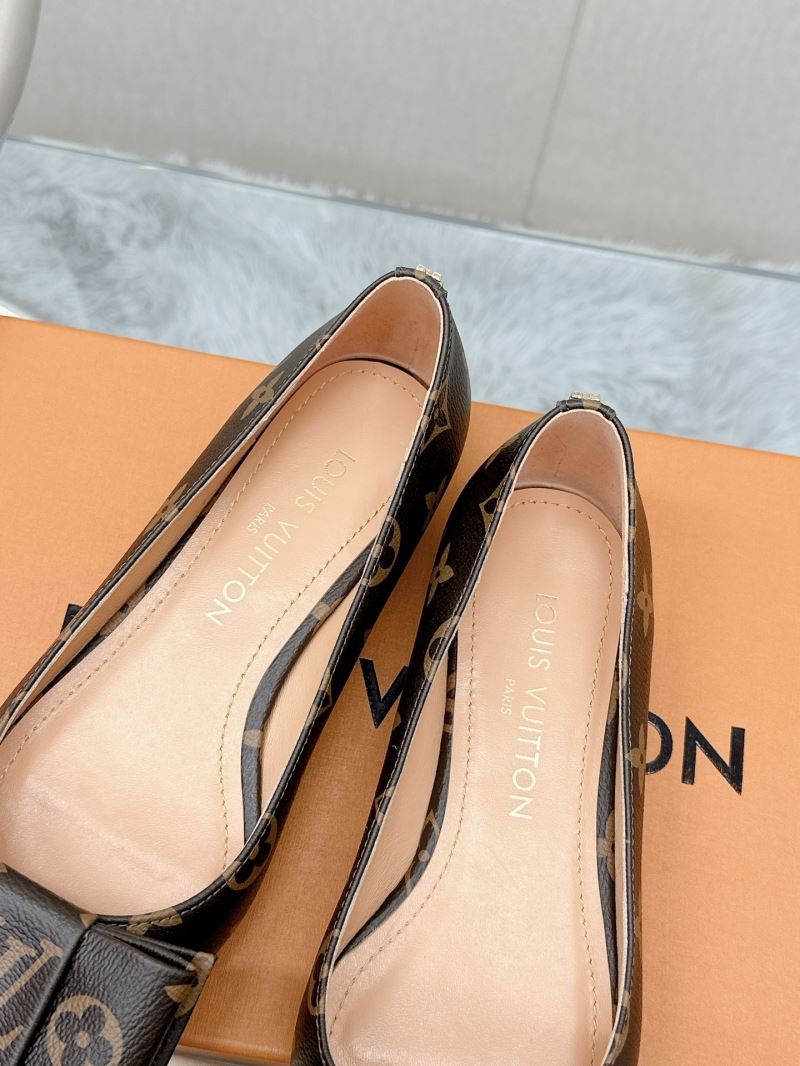 Louis Vuitton Flat Shoes